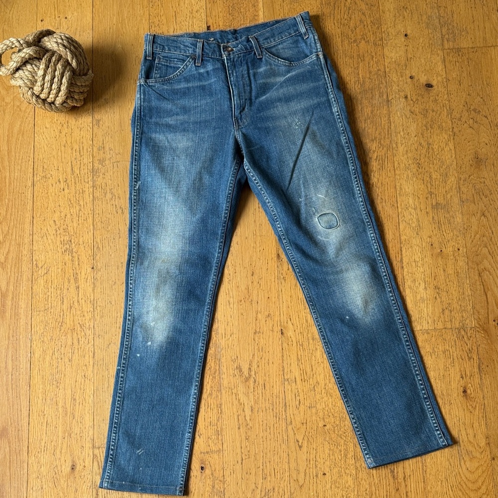 Vintage orange tab LEVI'S 606 and Classic Blue Jeans